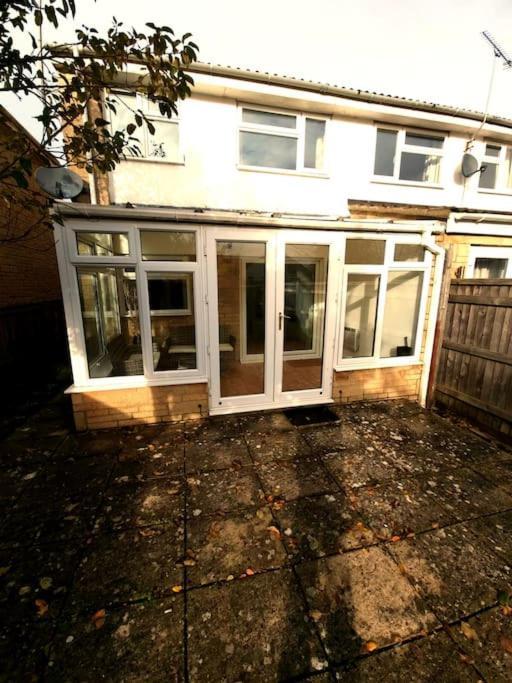 Stanton St Quintin Home In Kington St Michael מראה חיצוני תמונה